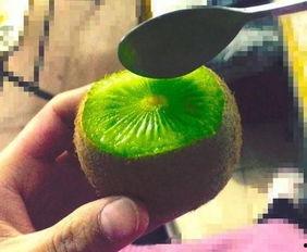 在线看抖音网红吃瓜,揭秘娱乐圈幕后故事