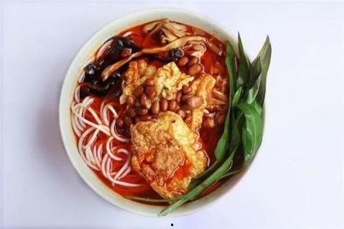 网红瓜妈吃螺蛳粉,味道如何？揭秘螺蛳粉的独特魅力