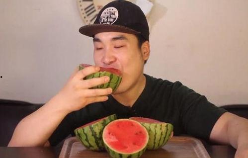 网红帅哥吃瓜,揭秘娱乐圈幕后真相